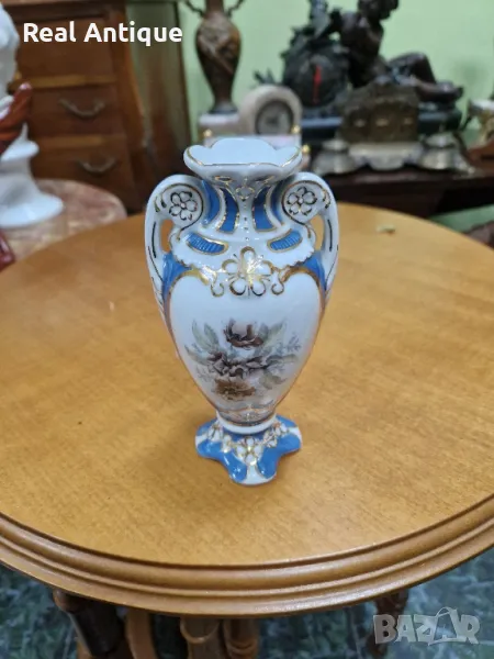 Страхотна рядка антикварна колекционерска порцеланова вазичка Royal Dux , снимка 1