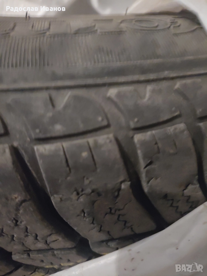 4 бр. Зимни гуми - 205 60 16 Goodyear Ultra Grip Performance , снимка 1