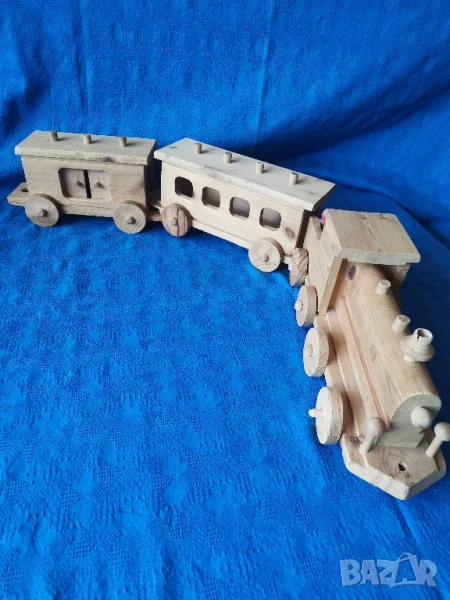 Ретро дървено влакче , снимка 1