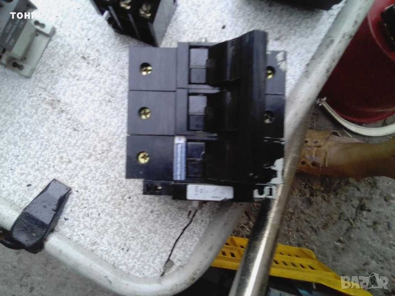 Прекъсвач с предпазители, снимка 1