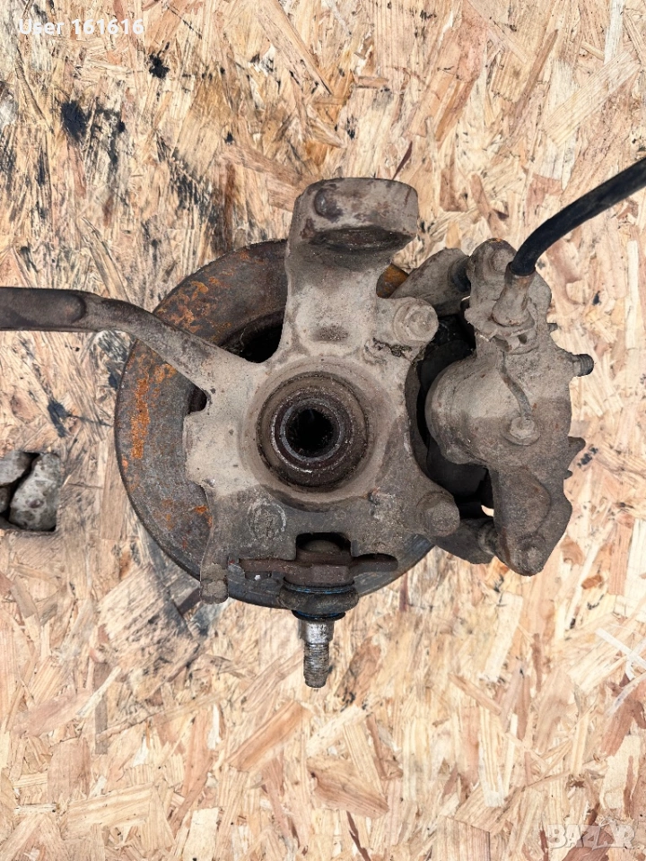 Комплект лагер, главина, диск и спирачен апарат VW Transporter T4 1.9 дизел, снимка 1