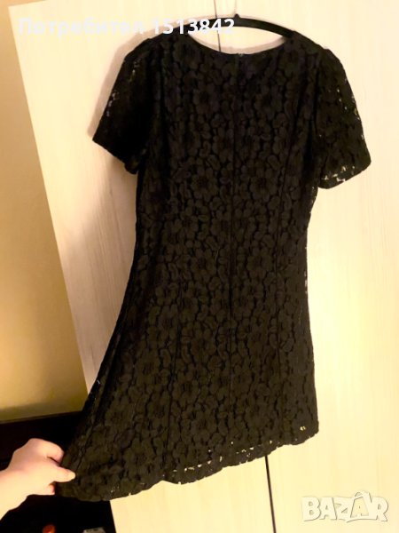 Малка черна дантелена рокля, снимка 1