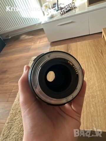 📷 Обектив Canon EF 70–300mm IS USM, снимка 3 - Обективи и филтри - 52977106