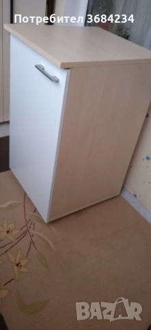 Продавам шкаф 48широк 48дълбок 80висок