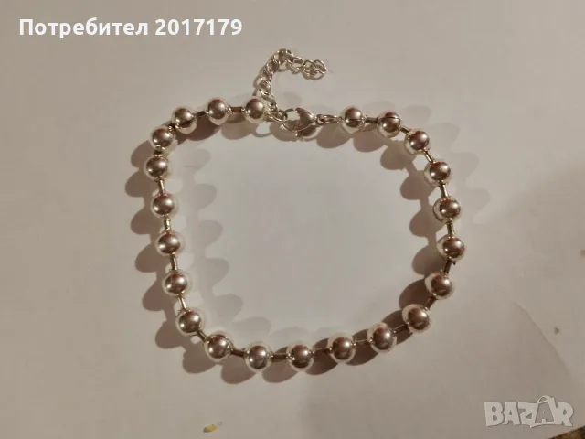 Гривна с сребристи топчета , снимка 2 - Гривни - 56216029