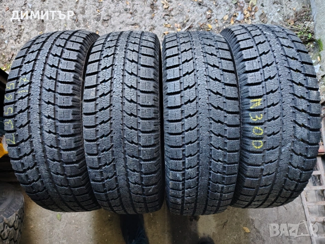 4бр.зимни гуми TOYO 235 65 17 DOT17 цена за брой