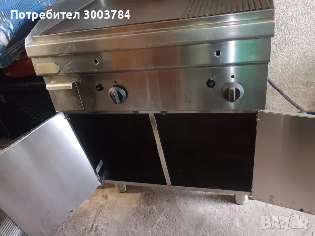 Професионална газова скара, снимка 2 - Обзавеждане на кухня - 55950754
