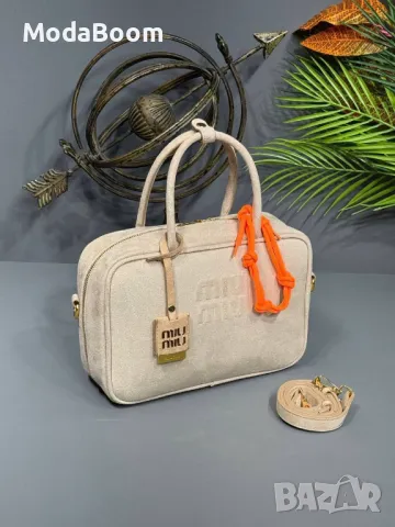 Miu Miu дамски чанти различни цветове , снимка 6 - Чанти - 48267787