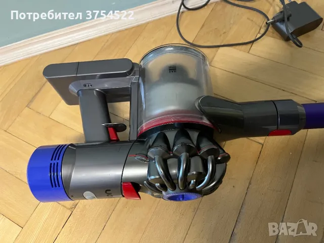 Dyson V8 SV10 Animal, снимка 13 - Прахосмукачки - 49131703