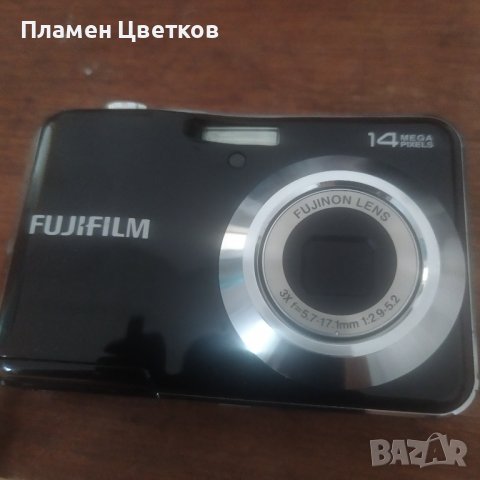 Продавам фотоапарат, снимка 1 - Чанти, стативи, аксесоари - 42075545