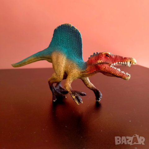 Колекционерска фигурка Schleich Dinosaurs Spinosaurus 2018, снимка 4 - Колекции - 40784089