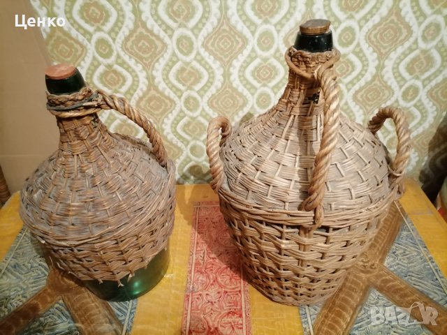 Стъклени дамаджани за ракия, снимка 2 - Антикварни и старинни предмети - 42305316