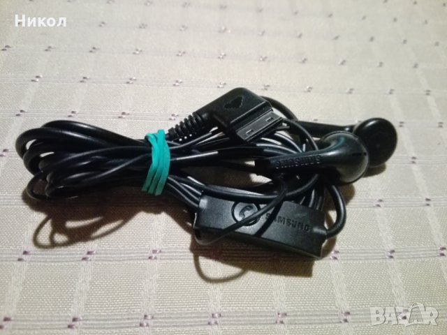 Слушалки Samsung, снимка 1