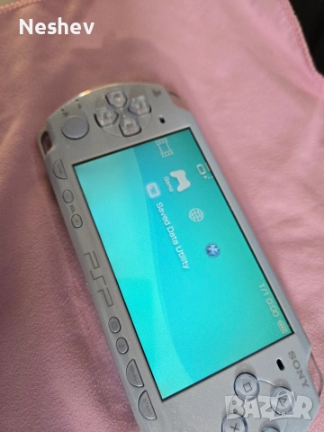 PSP 2000 felicia blue rare Japan, снимка 2 - PlayStation конзоли - 54033818