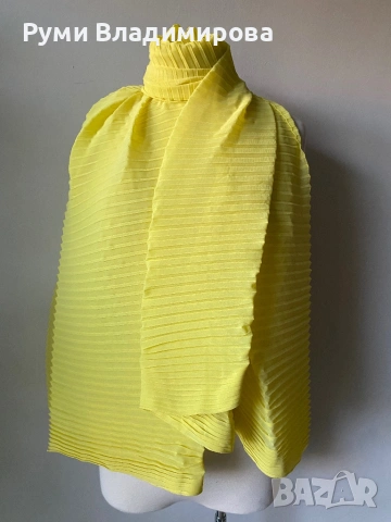 Жълт шал от 100 % коприна