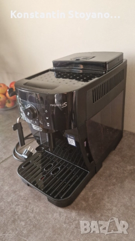 Кафеавтомат De'Longhi Magnifica S в гаранция Делонги, снимка 2 - Кафемашини - 52873660