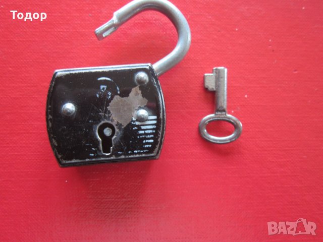 Старинен немски катинар с ключ ключе 2, снимка 3 - Колекции - 29797785