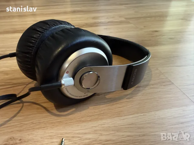 Слушалки Sony MDR-XB700 3.5 мм, снимка 2 - Слушалки и портативни колонки - 55776964
