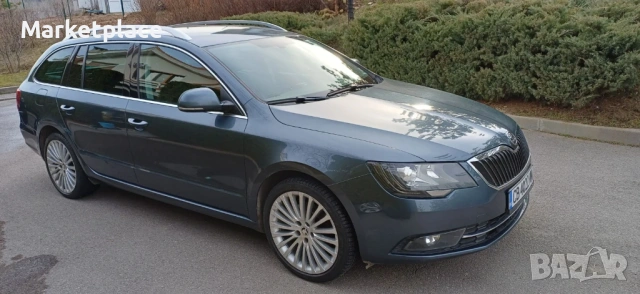 Skoda Superb Combi 4x4 ГАРАЖНА, снимка 3 - Автомобили и джипове - 54179476