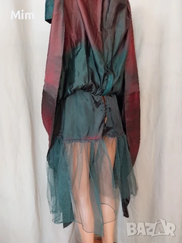 STEPPIN' OUT Paris M Официална рокля в маслено зелена в преливащи цветове , снимка 8 - Рокли - 50856905