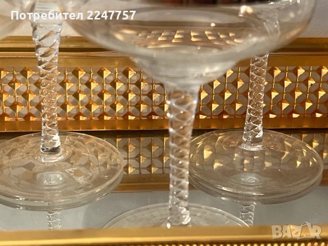 Кристален сервиз с 24 К , снимка 3 - Сервизи - 54109349