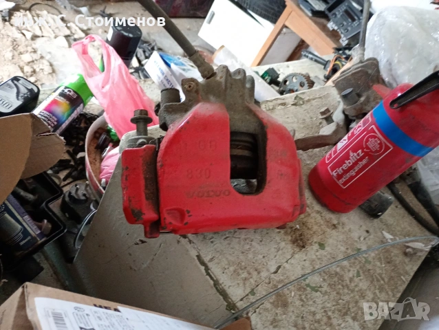 Предни спирачни апарати ляв/десен за Volvo p2 V70 (2000-2007г)