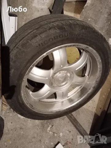 Продавам джанти с гуми r 20 6х139,7