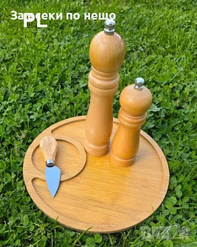 Комплект дъска с нож и 2 дървени мелници, снимка 2 - Други стоки за дома - 47503384
