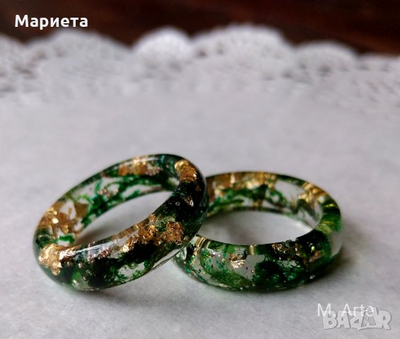 Пръстен от бижутерска смола, мъх и златен лист Бижута Ръчна Изработка , снимка 2 - Пръстени - 29073331