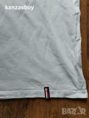 Tommy Hilfiger - страхотна мъжка тениска L, снимка 6 - Тениски - 50366974