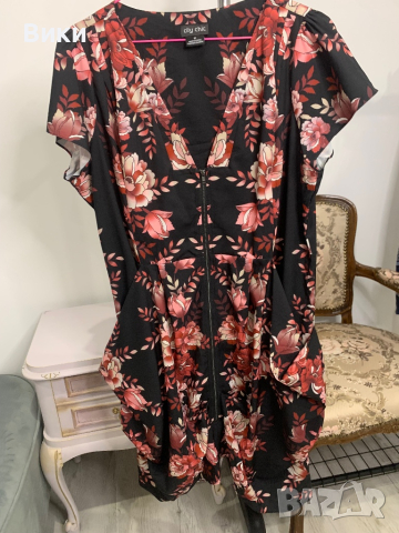 Рокля в размер М, но е подходяща и за L, снимка 2 - Рокли - 44654013