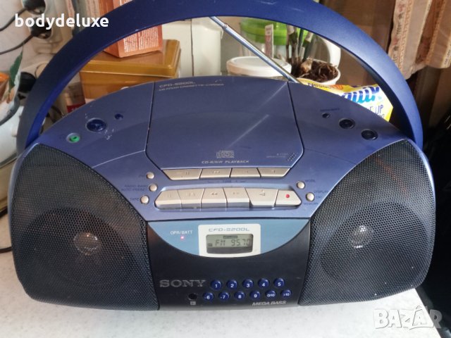 Sony CFD-S200L радио