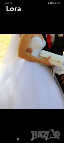 Сватбена рокля с корсет от мъниста и цялата в брукат, снимка 11 - Рокли - 52741483