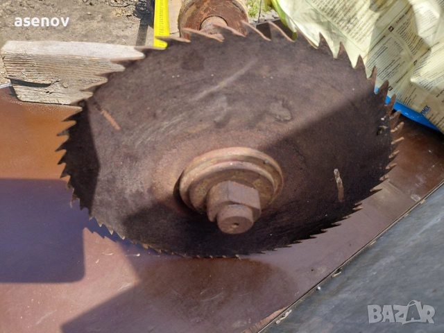 ос за циркуляр, снимка 2 - Циркуляри - 54261424
