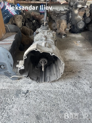 Скоростна кутия nissan pathfinder 2.5 174кс, снимка 2 - Части - 51440478