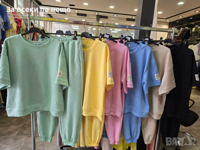 Дамски Спортен Комплект Тениска И Долнище С Перли🔝Дамски Спортен Екип - Различни Цветове Код A1197