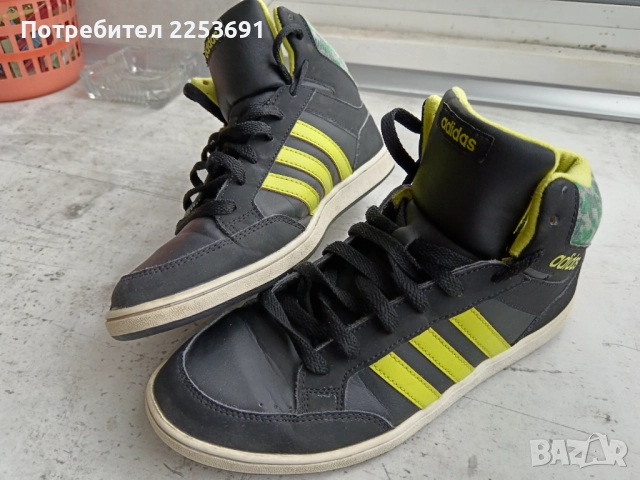 Кожени кецове Адидас 39 1/3, снимка 3 - Детски маратонки - 52028402