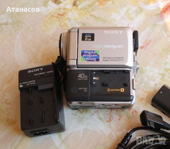 Sony Handycam DCR-PC4E, снимка 3 - Камери - 37489410