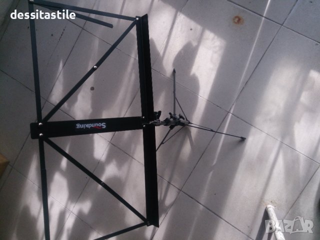 Олекотени и компактни пултове за ноти, снимка 2 - Други - 42836980