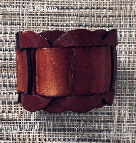 Кожена гривна, снимка 6 - Гривни - 44751813