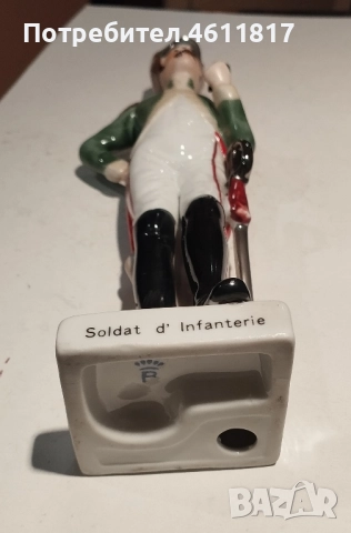 Порцеланова фигура Войник, снимка 14 - Колекции - 51933998