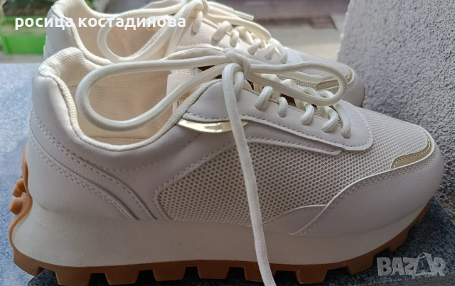 Дамски бежови обувки Sinsay, снимка 3 - Маратонки - 51543935