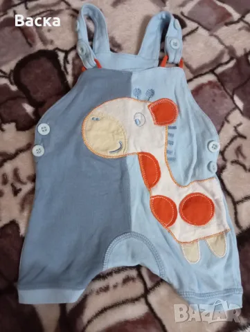 Нов бебешки гащеризон 3-6м