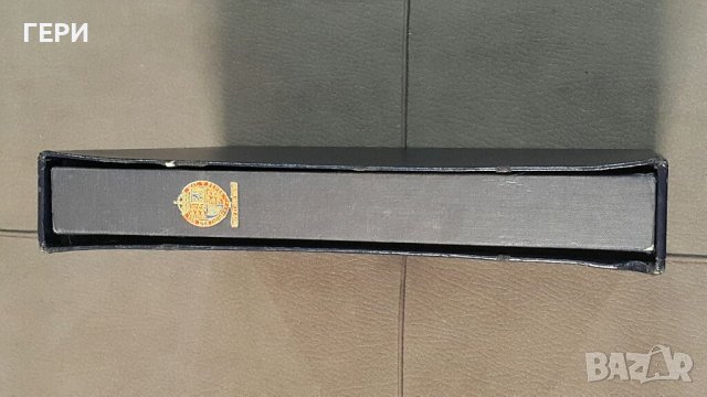 Албум марки Великобритания с първата напечатана марка, снимка 2 - Филателия - 42911624