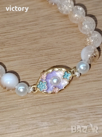 Blossom Pearl Serenity – Нежна ръчно изработена гривна, снимка 3 - Гривни - 53911568