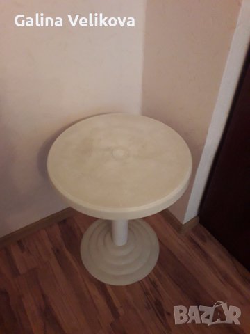 Maса пластмасова, снимка 2 - Маси - 40543824