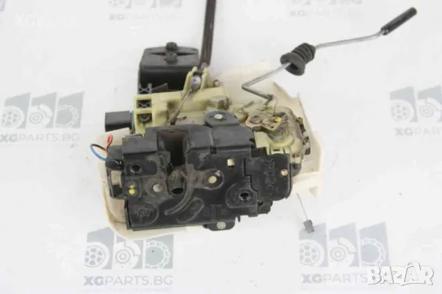 Брава врата предна дясна за Volkswagen Passat B5.5 дясна дирекция (1996-2005), снимка 2 - Части - 47328596