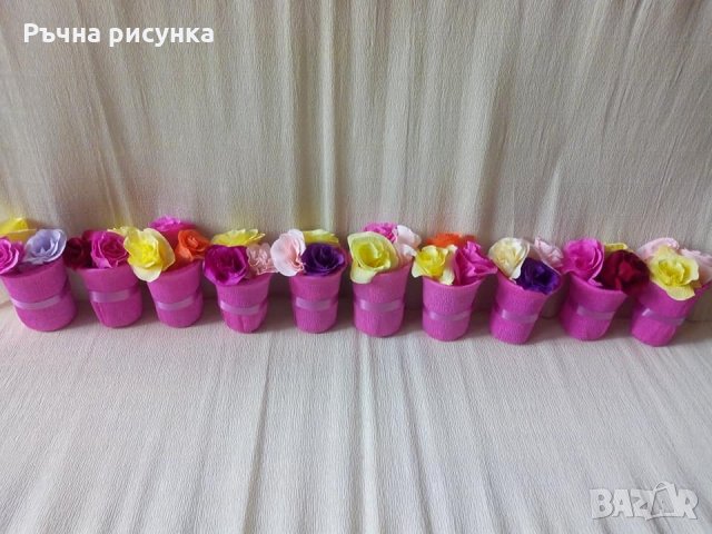 Вазичка с три розички за 2лв, снимка 1 - Декорация за дома - 32064398