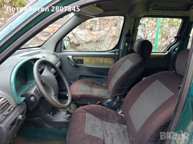 Продавам ,Ситроен Берлинго цял за части, снимка 8 - Автомобили и джипове - 52585723