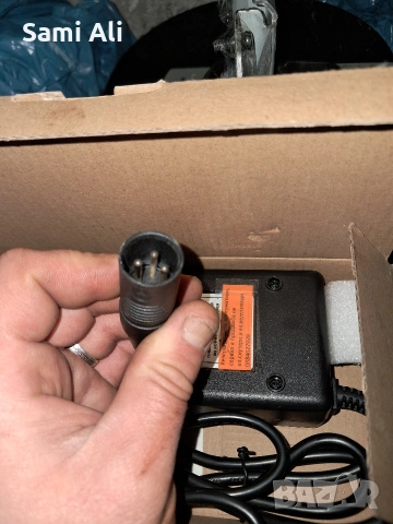 Зарядно устройство за електрически велосипед / скутер 42V 2A (3-pin), снимка 3 - Велосипеди - 53893579